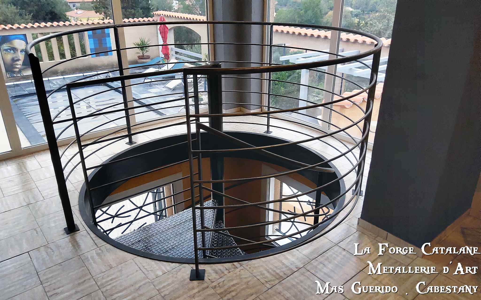 garde corps bord de tremie lisses horizontales capotage de finition sur bord de tremie forge catalane.jpg